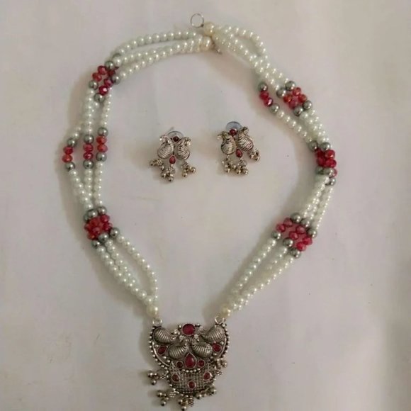 Pearls Beaded Chain Jewelry Set, Tribal Jewelry Set, Beaded Chain Pendant Neckla - Picture 3 of 10